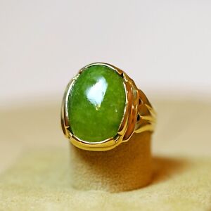 Vintage 18K Gold Apple Green Jade Jadeite Lucky Men's Ring - Heavy 18g - size 10