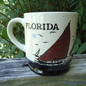 Taza en relieve Florida de colección velero barcos náutica luna gaviotas playa decoración - Imagen 1 de 9
