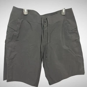 LuluLemon Shorts Mens Medium Solid Black board Shorts Swim Trunks Pre Owned  - Picture 1 of 9
