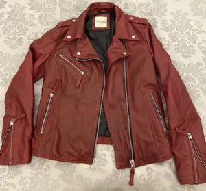 leather jacket - Picture 1 of 4
