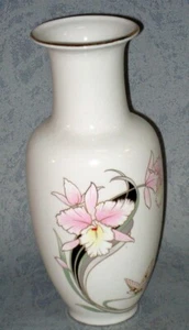 Japanese Fine China White Vase Orchid Butterfly Pink Black Gold Trim 10" Vintage - Picture 1 of 7