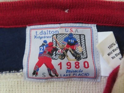 Suéter com capuz T. Dalton 1980 EUA OLÍMPICO HÓQUEI NO GELO Miracle Lake Placid (SM) - Imagem 1 de 4