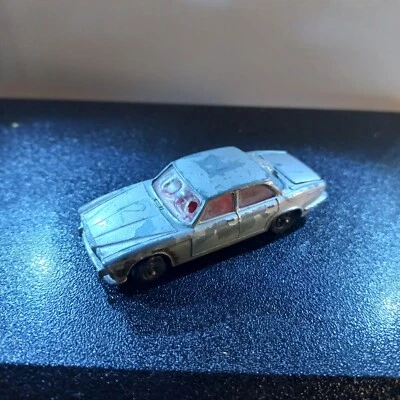 Jaguar Xj6 Corgi juniors Whizz Whells scala 1:66. Vintage anni 70. - Immagine 1 di 4