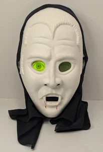 Vintage Vampir Halloween Maske Kunststoff mit Kapuze leuchtend grün Hologramm Augen - Bild 1 von 12