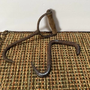 2 Vintage Antique Cast Iron Hay Bale Ice Meat Farm Hook w/ Wood Handle - Picture 1 of 5