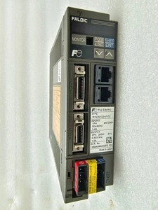 FUJI ELECTRIC RYC201D3-VVT2 SERVO DRIVE 3 HP - Picture 1 of 7