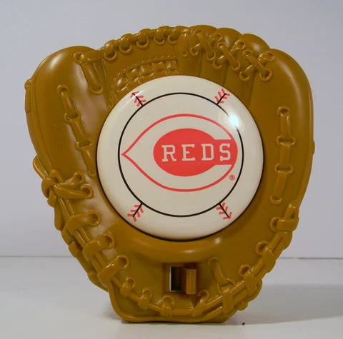 CINCINNATI REDS NIGHTLIGHT WITH LOGO IN GLOVE Cover