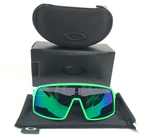 Oakley Sunglasses Sutro OO9406-B437 80s Green Black Frames with Prizm Jade Lens - Picture 1 of 13