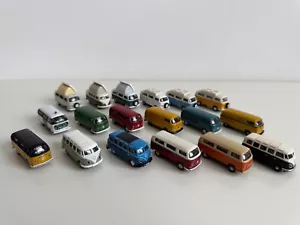 18 Schuco 1:87 VW T1 and T2 bus - Picture 1 of 14