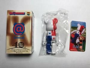 Bandera Medicom 100% Bearbrick 40 Be@rbrick Serie 40 - Imagen 1 de 2