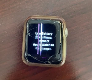 Apple Watch série 2 - Photo 1 sur 15