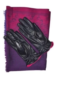 Paul Smith Mainline Womens Leather Glove & Scarf Box Set “M" Brand New - Picture 1 of 9