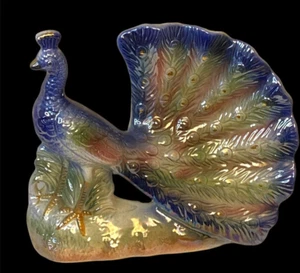 Hermosa estatuilla de pavo real de porcelana - Imagen 1 de 8