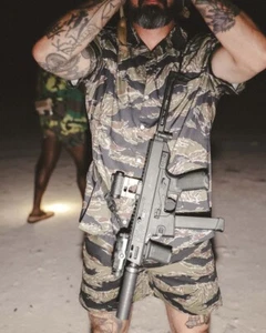 CAMISA QILO TACTICAL RESORT A RAYAS DE TIGRE L NO WRMFZY GBRS NIEBLA DE FÓSFORO BLANCO - Imagen 1 de 3