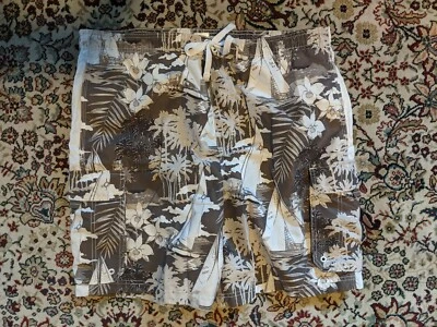 Islander Men's Size Medium Hawaiian Swimming Trucks Shorts EUC! - Image 1 of 4