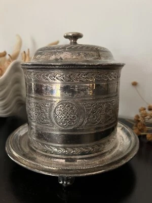 КОРОБКА ДЛЯ ПЕЧЕНЬЯ ТАБАКА. ПОСЕРЕБРЕННАЯ МЕДЬ. ШЕФФИЛД АНГЛИЯ. ОКОЛО 1860 - Изображение 1 из 4