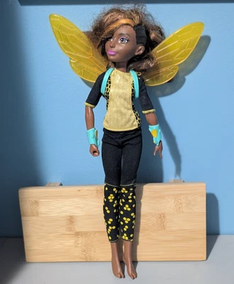 DC Super Hero Girls Bumble Bee 2015 12” Doll Wings Backpack Outfit — 第 1/4 张图片