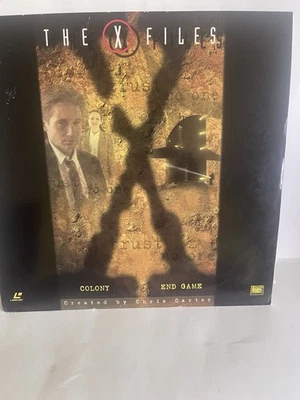 The X Files Colony/End Game Laserdisc Laser Videodisc Episodes 2 X 16 & 2 X 17 - Image 1 of 2