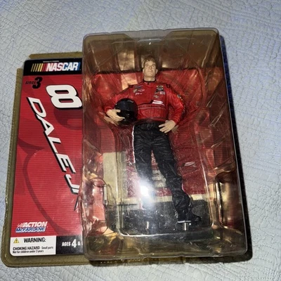 Dale Earnhardt Jr 2004 McFarlane Serie 3 Holding Race Helmet Nascar Figura usada Foto 1 de 4