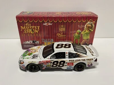 2002 Dale Jarrett UPS The Muppet Show 25th Miss Piggy Kermit Acción 1/24 Muppets Foto 1 de 4