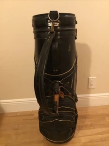 Titleist Staff Golf Bag with 6-way Dividers (No Rain Cover) - Picture 1 of 12