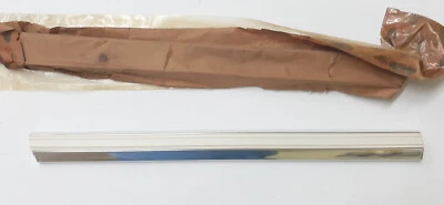 1977 to 1979 Lincoln Continental 2 Door Moulding Rt Rear Quarter D7VY-6029076AW - Image 1 of 3