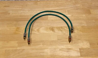 AudioQuest Jade Hyperlitz E-60485 2 x 22 AWG .25 M RCA Interconnect Cables - Image 1 of 4