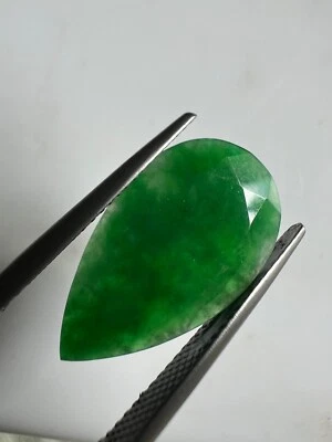 Jade Natural Birmania Verde Facetado 3,67 ct 20 x 12 mm  Foto 1 de 4