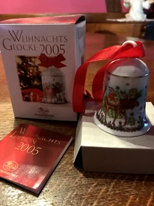 Hutschenreuther Weihnachtsglocke 2005 OVP,  Motiv Land der 1000 Seen, limit. - Bild 1 von 4