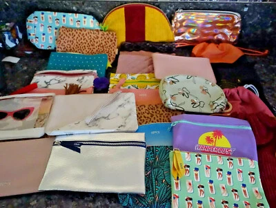 Bolsas de maquillaje de ipsy selecciona la tuya (bolsa de cosméticos vacía) Foto 1 de 4