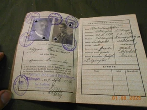 Reisepass Deutsches Reich 1928 Postinspektor und Frau Ausland besetzte Gebiete - Picture 1 of 4