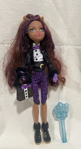 Muñeca Monster High 2008 Clawdeen Wolf dulce con peine y monedero - Imagen 1 de 10