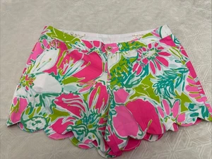LILLY PULITZER THE BUTTERCUP SHORTS SIZE 10 NWOT - Picture 1 of 6