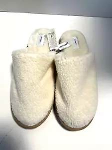 Old Navy Womens Size 10 White Creme Slipper Mule Sherpa Slip-On Hard Bottom Flat - Picture 1 of 6