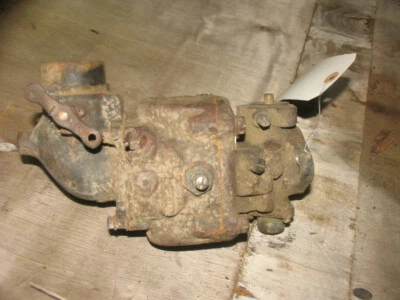 Carburador tractor International IH Farmall F20 Foto 1 de 4