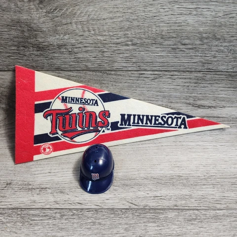 Vintage 1980's Laich MLB Matching Mini Helmet & Pennant  - Minnesota Twins Cover
