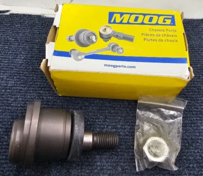 MOOG K100315: rótula superior para Dodge Ram 2500/3500 2003-2018 4x4 Foto 1 de 4