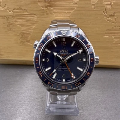 Reloj Omega Seamaster Planet Ocean GMT para hombre 44 mm esfera azul acero fecha automático con caja Foto 1 de 4