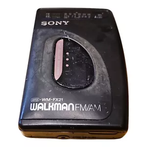 Reproductor de casete portátil Sony AM/FM Walkman WM-FX21 para piezas o reparación - Imagen 1 de 8