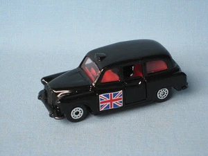 Matchbox FX4R London Taxi with Flag on Doors Toy Model Car UB - Picture 1 of 1