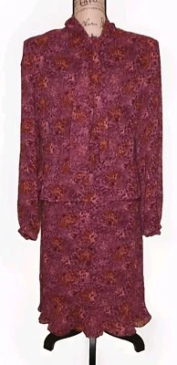 Cynthia Howie - Beautiful Burgundy 100% Silk Lined Skirt & Blouse Set - Size 8 - Image 1 of 4