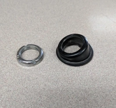 Buick Roadmaster 1991-1996 sedán antena eléctrica tuerca y cuña OEM Foto 1 de 4