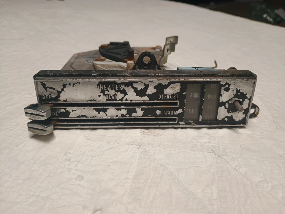 68 1968 69 1969 Oldsmobile Cutlass 442 interruptor de control de calefacción Foto 1 de 4