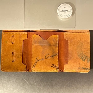 Neu FC GOODS dreifach faltbare Geldbörse mit Goldfolie Logo / Vintage Baseball Handschuh Leder - Bild 1 von 15