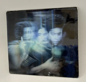 Prince & The NPG Diamantes y Perlas Álbum Holograma PEGATINA 1991 Nunca Usado RARO - Imagen 1 de 8