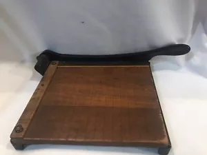 Vintage Eastman Kodak Film Photography Camera Paper Cutter - Picture 1 of 12