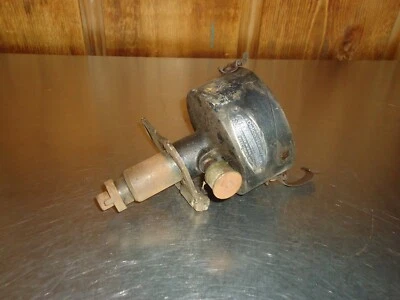 Distribuidor GM Delco Remy 1110807 7L26 1947 1948 Cadillac 346 V-8 Foto 1 de 4