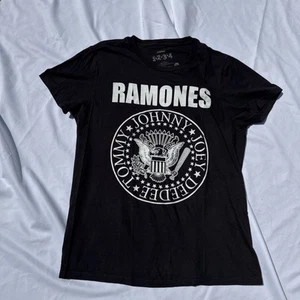 Ramones 1234 Men's Tommy Johnny Joey Deedee T-Shirt L Short Sleeve Black Used - Picture 1 of 5