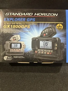 Standard Horizon GX1800GPS VHF RADIO - Photo 1/8