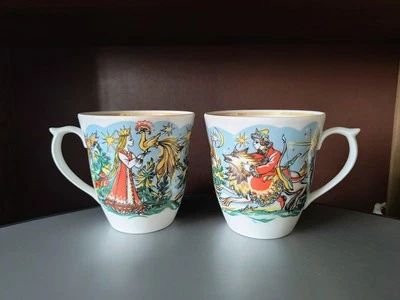 Tazas de China fina ucraniana de los años 70 0,5 L de fábrica de cerámica de artes experimentales de Kyiv Foto 1 de 4